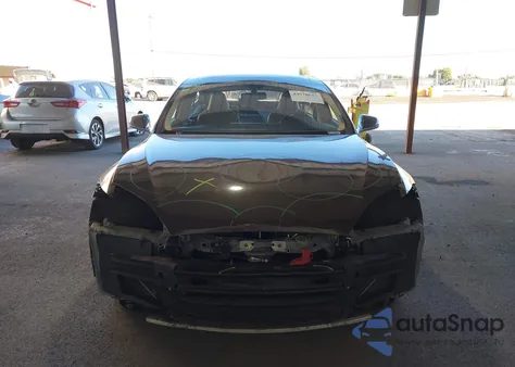 2013 Tesla Model S z USA, uszkodzony, nr VIN 5YJSA1DN6DFP06074